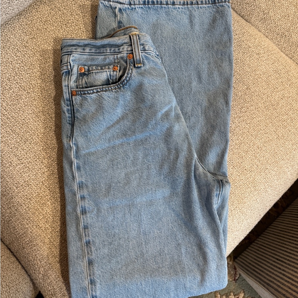 Women’s wide leg Levi’s
